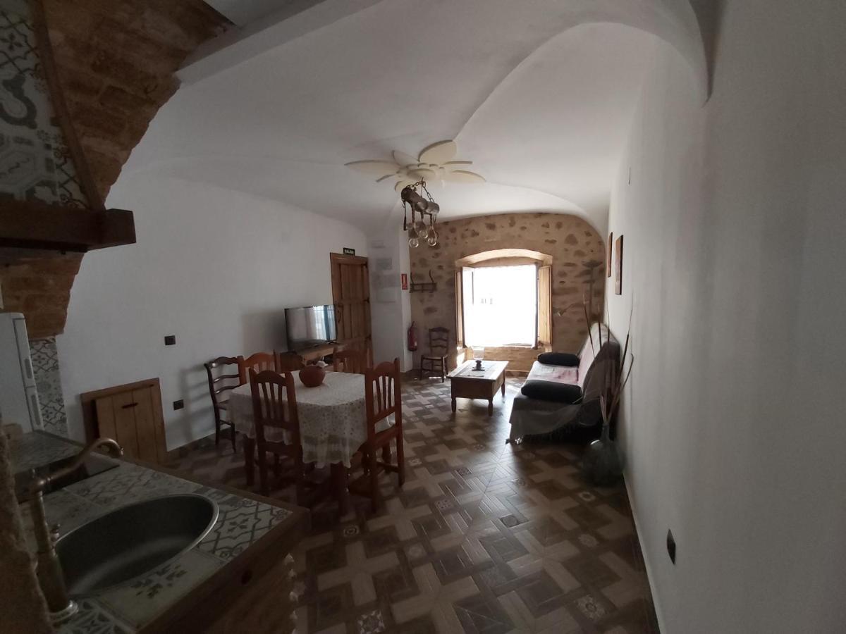 La Casina De Carmina Lägenhet Arroyomolinos de Montánchez Exteriör bild